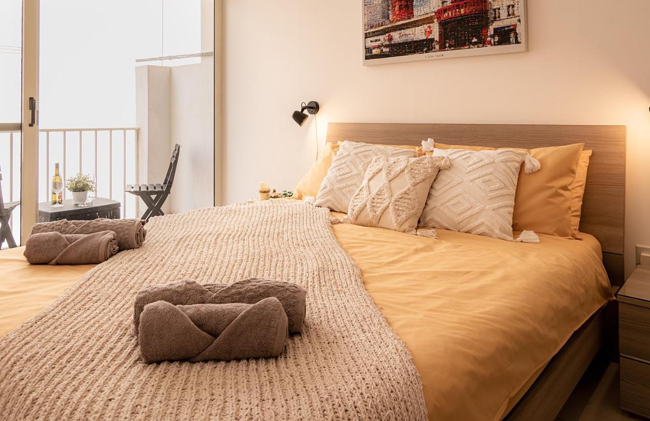 Modern Comfort - 2Br Apartment Center Of St Julians & Paceville San Ġiljan Buitenkant foto