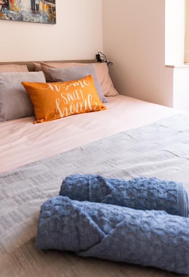 Modern Comfort - 2Br Apartment Center Of St Julians & Paceville San Ġiljan Buitenkant foto